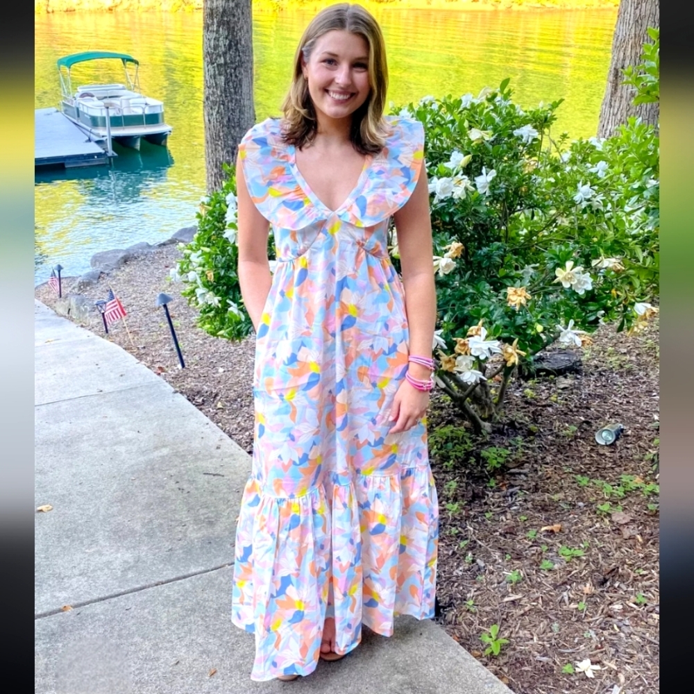 Mott50 Serena Vneck Resortwear Abstract Floral Cap Sleeve Ruffle Tier Maxi Dress